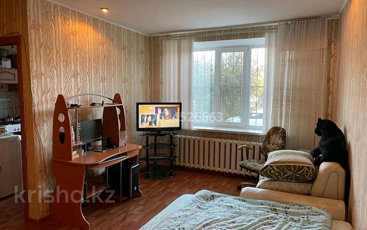 1-комнатная квартира, 32 м², 1/4 этаж, Молдагулова 6 за 8 млн 〒 в Балхаше — фото 9
