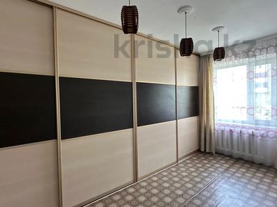 Продажа квартир в Карагандинской обл.: 4-комнатная квартира · 83 м² · 1/5 этаж, Молодежная 69/1 за 14.5 млн 〒 4-комнатная квартира · 83 м² · 1/5 этаж, Молодежная 69/1 за 14.5 млн 〒 в Шахтинске