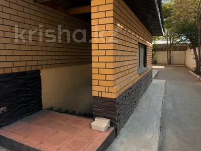 Свободное назначение, офисы, магазины и бутики, склады, салоны красоты, образование, развлечения · 165 м² за 37.5 млн 〒 в Семее