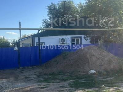 Отдельный дом · 2 комнаты · 80 м² · 6 сот., Солтүстік 6 — АПИ за 16 млн ₸ в Аксае