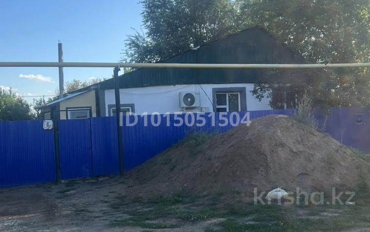 Отдельный дом · 2 комнаты · 80 м² · 6 сот., Солтүстік 6 — АПИ за 16 млн ₸ в Аксае — фото 2