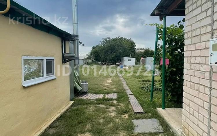 Отдельный дом · 3 комнаты · 51 м² · 8 сот., Дорожник 46 за 8 млн ₸ в Актобе, СК Дорожник — фото 2