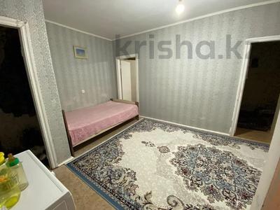 2-комнатная квартира, 40 м², 4/4 этаж, Жумагалиева за 10.5 млн 〒 в Уральске