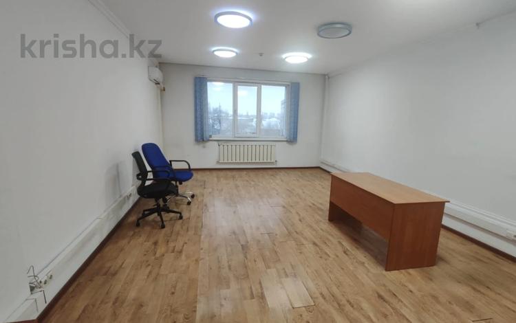Свободное назначение, офисы, кабинеты и рабочие места · 19 м² за 114 000 ₸ в Алматы, Ауэзовский р-н — фото 3