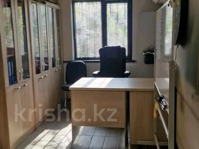 2-бөлмелі пәтер · 45 м² · 1/4 қабат, бейбитшлик 23, бағасы: 17.5 млн ₸ в Шымкенте, Туран р-н