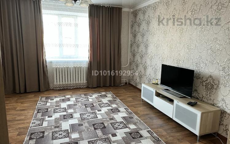 2-бөлмелі пәтер · 68 м² · 3/5 қабат, Ауэзава 48, бағасы: 250 000 ₸ в Атырау, мкр Жилгородок — фото 2