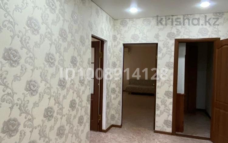 2-бөлмелі пәтер · 70 м² · 7/9 қабат, Нур Актобе 15В — 2 микрорайон, Нур Сити, бағасы: 120 000 ₸ — фото 2