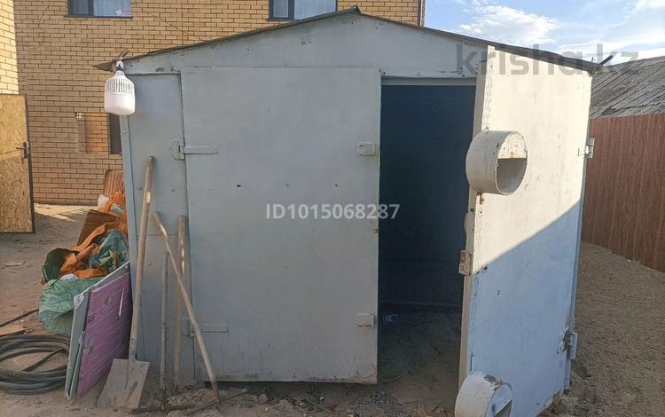 Гараж · 15 м² · Богенбай батыра — Таткрай, бағасы: 300 000 ₸ в Семее — фото 2