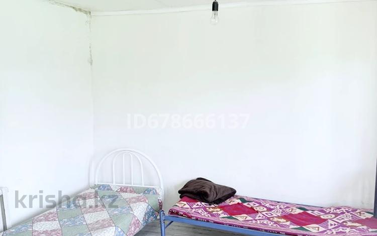 Отдельный дом · 1 комната · 15 м² · 9 сот., мкр Калкаман-2, Калкаман-2 Лапина 109 за 100 000 ₸ в Алматы, Наурызбайский р-н — фото 6