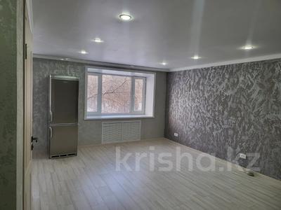 1-комнатная квартира, 33 м², 2/5 этаж, Ермекова за 13.5 млн 〒 в Караганде, Казыбек би р-н