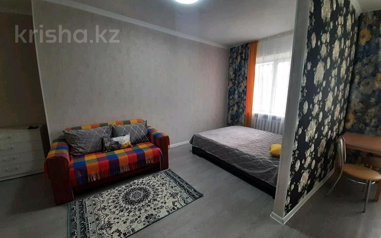 1-комнатная квартира · 35 м² · 2/5 этаж, мкр Новый Город, Назарбаева 21 — Гоголя за 10 000 ₸ в Караганде, Казыбек би р-н — фото 2