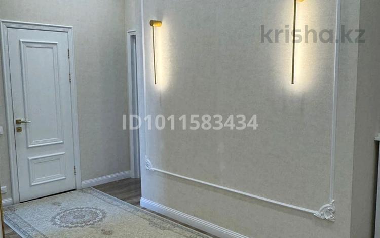 3-комнатная квартира · 84.5 м² · 12/12 этаж, Санжара Асфендиярова 8 за 72 млн ₸ в Астане, Нура р-н — фото 2