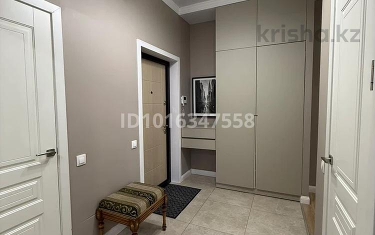 4-комнатная квартира · 115 м² · 3/14 этаж, Манаса 109а за 850 000 ₸ в Алматы, Алмалинский р-н — фото 2