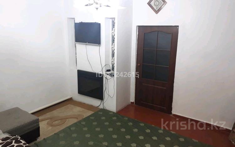 Часть дома · 2 комнаты · 41.5 м² · 1 сот., ул Черкасская оборона 45/43 кв 4 — ул Арыковой за 18.5 млн ₸ в Алматы, Медеуский р-н — фото 2