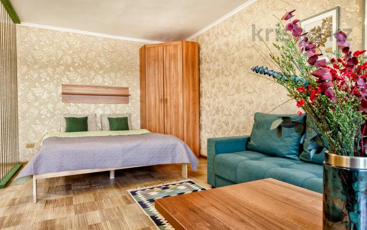 1-комнатная квартира · 33 м² · 3/4 этаж, Абылайхана 147 за 22 000 ₸ в Алматы, Алмалинский р-н — фото 2