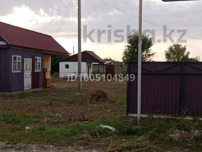 Отдельный дом · 2 комнаты · 40 м² · 10 сот., Крупский, бактыбай, лаззат асанова 10 — Крупский, бактыбай за 5 млн 〒 в Талдыкоргане