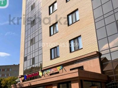 Продажа коммерческой недвижимости в Акмолинской обл.: Офисы, магазины и бутики, склады, салоны красоты, образование, развлечения · 300 м² за 62 млн 〒 Офисы, магазины и бутики, склады, салоны красоты, образование, развлечения · 300 м² за 62 млн 〒 в Кокшетау