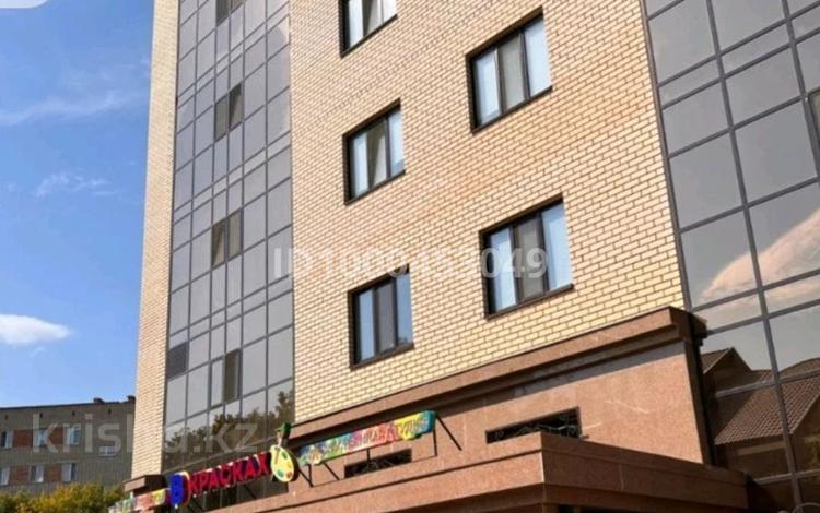 Кеңселер, дүкендер мен бутиктер, қоймалар, сұлулық салондары, білім орталықтары, ойын-сауық · 300 м², бағасы: 72 млн 〒 в Кокшетау — фото 2