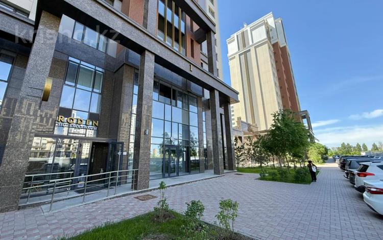 Еркін · 230 м², бағасы: 2.2 млн ₸ в Астане, Есильский р-н — фото 9
