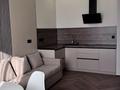 2-комнатная квартира · 49 м² · 2/6 этаж, ШАЖИМБАЕВА 101 — АРЕНДА 2к квартиры с ДИЗАЙНЕРСКИМ ремонтом и мебелью за 380 000 ₸ в Петропавловске — фото 2