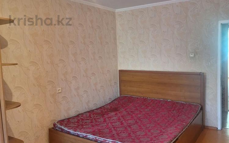1-комнатная квартира · 43 м² · 2/5 этаж, 18-й микрорайон, 18 микрорайон — Рыскулова за 8 000 ₸ в Шымкенте, Аль-Фарабийский р-н — фото 2