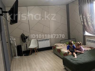 Отдельный дом · 4 комнаты · 100 м² · 16 сот., Береговая ул. 2Б — Дом находится верх 2 улицы от школы токаева за 7 млн ₸ в Уштобе