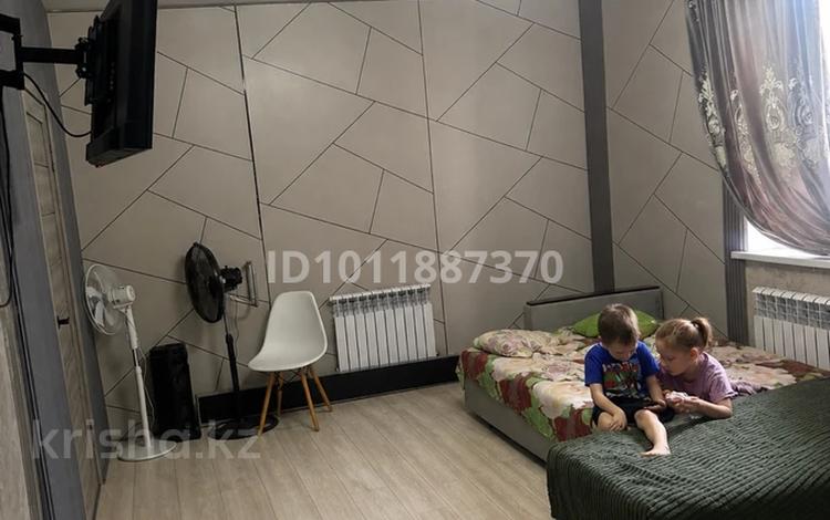 Отдельный дом · 4 комнаты · 100 м² · 16 сот., Береговая ул. 2Б — Дом находится верх 2 улицы от школы токаева за 7 млн ₸ в Уштобе — фото 2