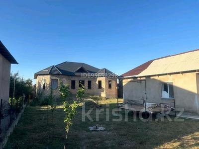Отдельный дом · 6 комнат · 270 м² · 8 сот., мкр Самал-1 94 за 65 млн ₸ в Шымкенте, Абайский р-н