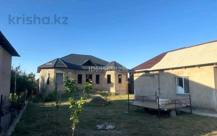 Отдельный дом · 6 комнат · 270 м² · 8 сот., мкр Самал-1 94 за 65 млн ₸ в Шымкенте, Абайский р-н — фото 2