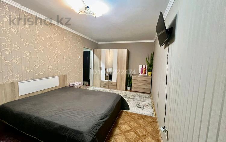 1-бөлмелі пәтер · 40 м² · 7/10 қабат, мкр 11 114, бағасы: 8 000 ₸ в Актобе — фото 2