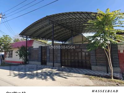 Жеке үй · 5 бөлме · 140 м² · 7 жүзд., Малобесагачская 5 — Район 40 мельницы ( угол Чкалова), бағасы: 62 млн ₸ в Таразе