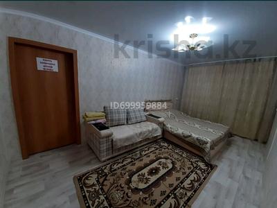 2-бөлмелі пәтер · 56 м² · 3/4 қабат, Ленинградская 48 — Остановка Волга, в доме мебельного магазина Ксюша, бағасы: 8 000 〒 в Шахтинске