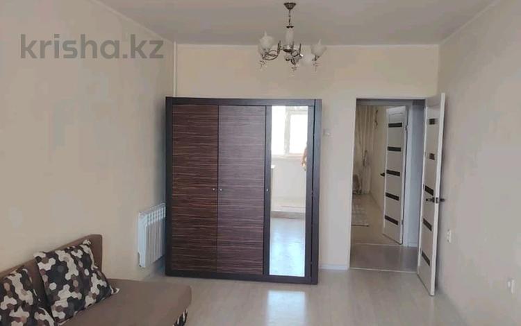 2-комнатная квартира · 56 м² · 1/5 этаж, 26-й мкр 22 за 130 000 ₸ в Актау — фото 2
