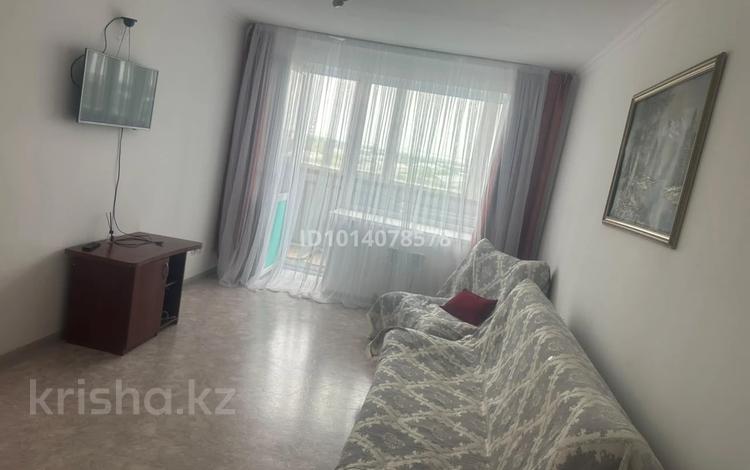 2-комнатная квартира · 58 м² · 6/9 этаж, Карагайлы 74 за 140 000 ₸ в Семее — фото 2
