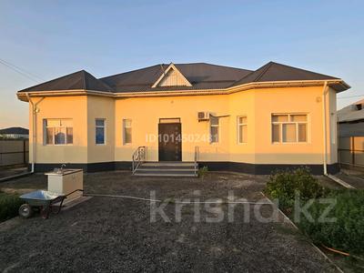 Жеке үй · 6 бөлме · 253 м² · 11 жүзд., Переулок Орынбор 5 — Мкр СПМК 70, бағасы: ~ 80 млн ₸ в 