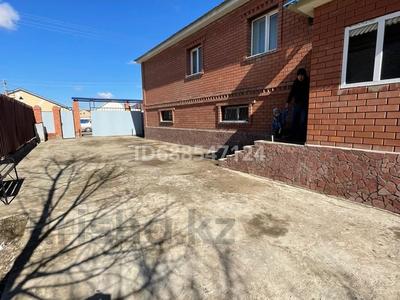 Отдельный дом · 5 комнат · 280 м² · 350 сот., Арай 20 — Проезд Арай за 50 млн 〒 в Атырау, мкр Мирас