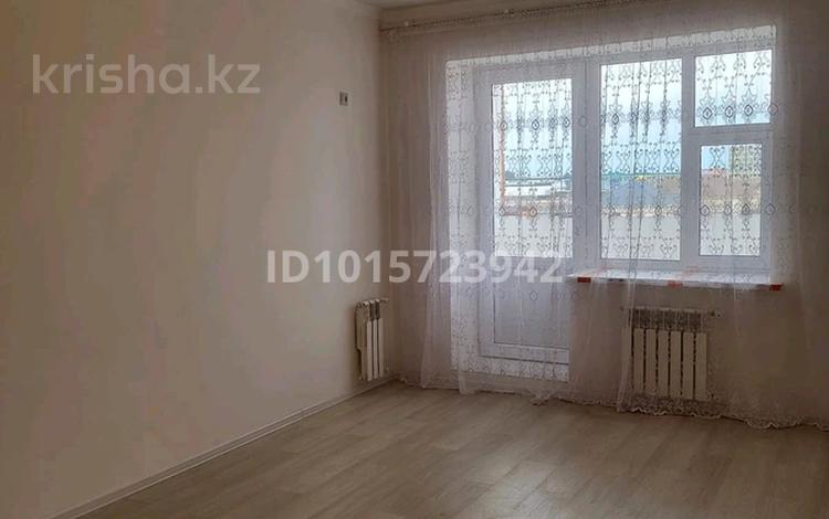 3-бөлмелі пәтер · 80 м² · 4/5 қабат, Б.Баймаханов 48/7 — Онер орталыгы арты, бағасы: 175 000 ₸ в  — фото 2