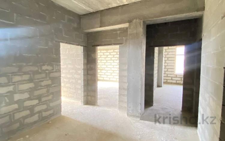 4-комнатная квартира · 150 м² · 9/10 этаж, 18А мкр 2 за 50 млн ₸ в Актау — фото 2