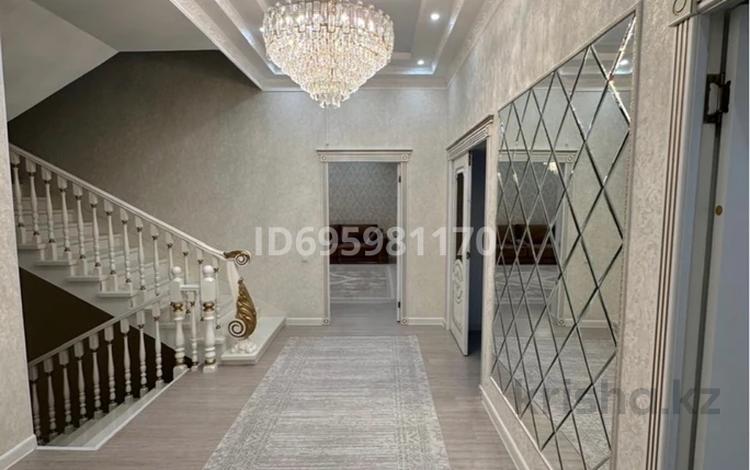 Отдельный дом · 8 комнат · 500 м² · 5 сот., мкр "Шыгыс 2" 66 за 150 млн ₸ в Актау, мкр "Шыгыс 2" — фото 2