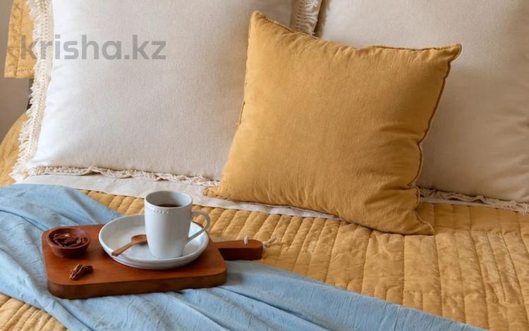 1-комнатная квартира · 45 м² · 1/5 этаж, Авангард 4 — Бавариус за 10 000 ₸ в Атырау, мкр Авангард-4 — фото 2