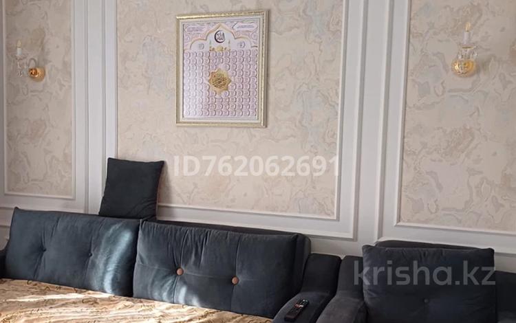 3-бөлмелі пәтер · 85 м² · 2/3 қабат, мкр Юго-Восток, Ондасынова 8, бағасы: 45 млн ₸ в Караганде, Казыбек би р-н — фото 2