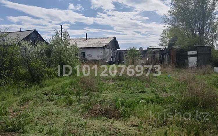 Отдельный дом · 2 комнаты · 45 м² · 9 сот., Правый восточный 2435 — Между 4 и 5 дачи недолеко от дороги за 1.7 млн ₸ в Семее — фото 3