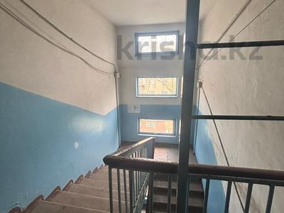 1-комнатная квартира, 34 м², 5/5 этаж, маншук маметова 50 за 8 млн 〒 в Уральске