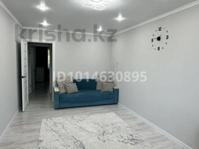 2-комнатная квартира · 48.4 м² · 5/5 этаж, Ескалиева 146 за 180 000 ₸ в Уральске