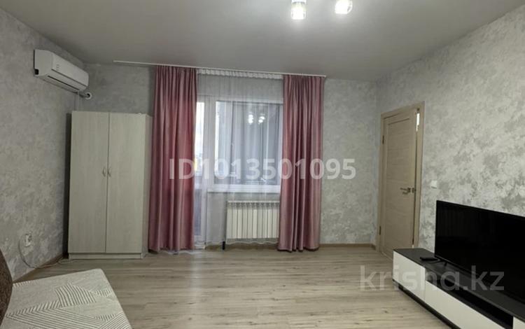 1-комнатная квартира · 42 м² · 11/12 этаж, Каныша Сатпаева 55/5 за 13 000 ₸ в Усть-Каменогорске — фото 12