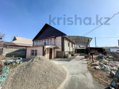 Продажа домов и дачи в Жетысу обл.: Отдельный дом · 5 комнат · 186 м² · 8 сот., Милованова 3 за 35 млн 〒 Отдельный дом · 5 комнат · 186 м² · 8 сот., Милованова 3 за 35 млн 〒 в Талдыкоргане