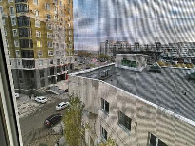 1-комнатная квартира · 63 м² · 6/25 этаж, мкр 11 за 21.5 млн 〒 в Актобе