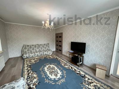 2-бөлмелі пәтер, 60 м², 4/5 қабат ай сайын, мкр Нурсат, бағасы: 130 000 〒 в Шымкенте, Каратауский р-н