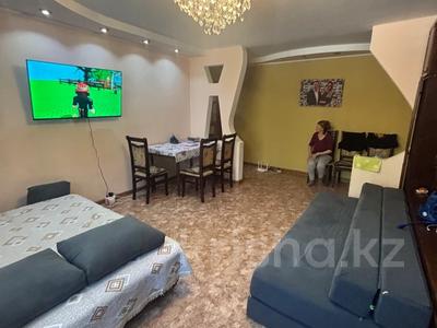 4-комнатная квартира · 80 м² · 1/5 этаж, Улан 14 за 22.5 млн 〒 в Талдыкоргане, военный городок Улан