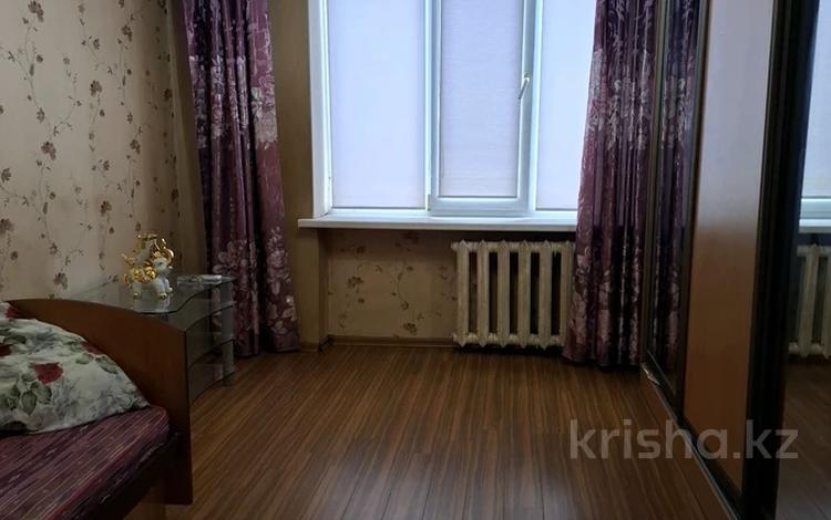 3-комнатная квартира · 60 м² · 2/4 этаж помесячно, Гагарина 141 за 130 000 〒 в Шымкенте — фото 2